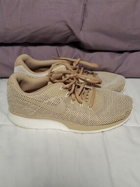 Nike Women's Tanjun Running Shoes